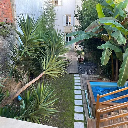 Guest house Cosy Dans Le Centre De *